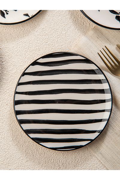 M'art Home Black Fleur Set of 6 Cake Plates - 19 Cm.