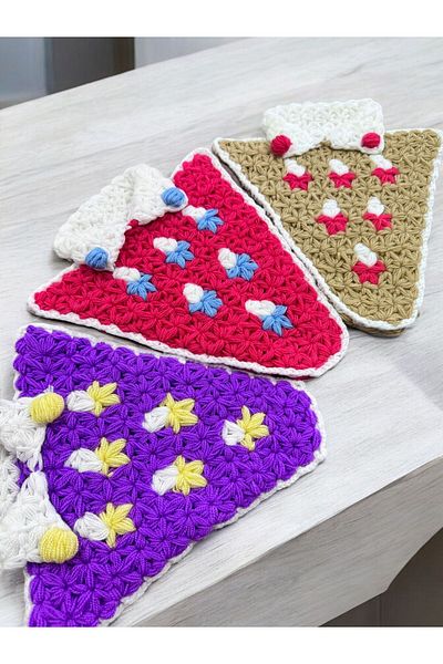 Dantelux Hand Knitted 3-Piece Collar Model Washcloth Set