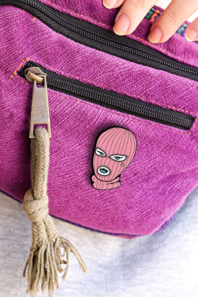 Rozzy Lab Pembe Maske - Rozet - Broş - Yaka Çanta Aksesuar