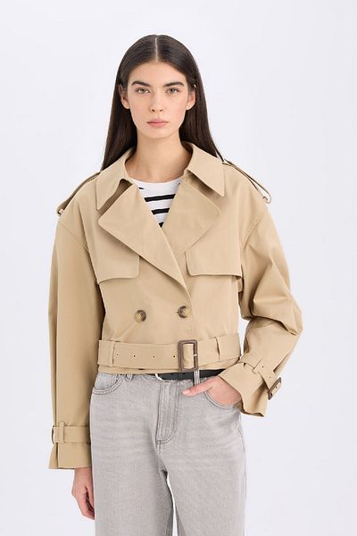 DeFacto Kurzer Trenchcoat mit Smoking-Ausschnitt – Knopf und Gürtel, reguläre Passform, Apoletki D5797AX25SP