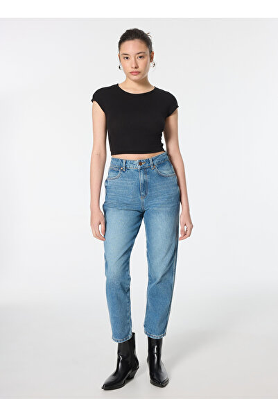 WRANGLER Yüksek Bel Dar Paça Relaxed Mavi Kadın Denim Pantolon W246027XT Mid ...