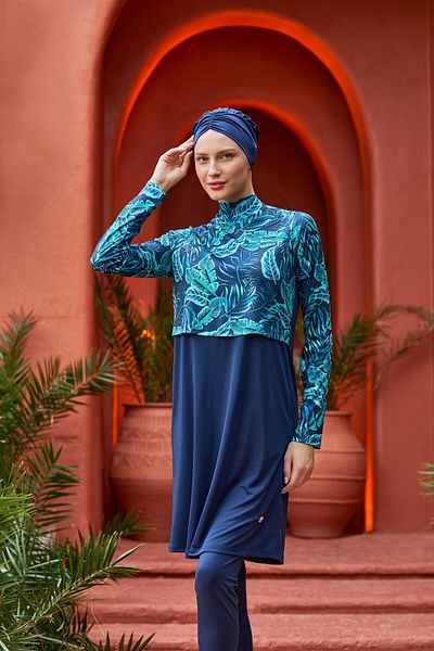 ROZAMAY Long Sleeve Mary, 3121 Model Hijab and Swimsuit