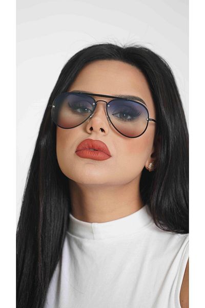 TomyHelf Women's Black Drop Design Sunglasses - Blue Gradient Glass