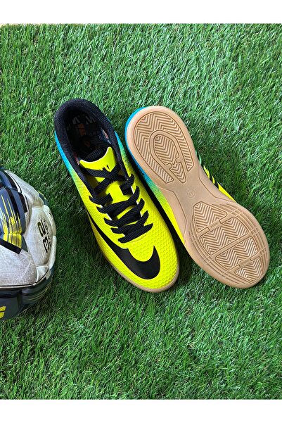 RUNSTEP SALON FUTBOLU AYAKKABISI KAPALI ALAN FUTBOLU KAYMAZ TABAN
