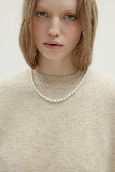 Suud Collection Beige Lina Basic Sweater - Stylish Design