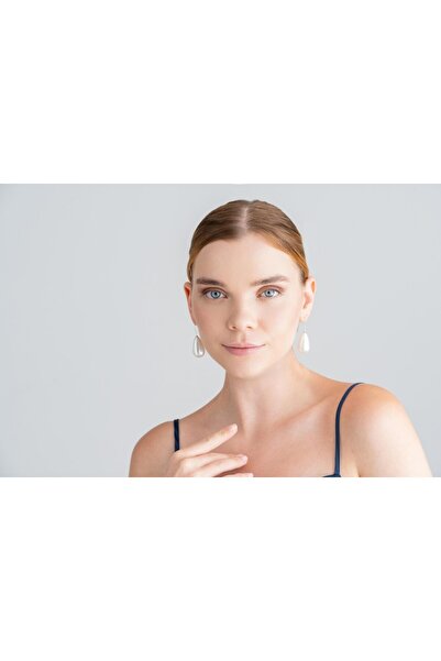 LONDONACS çelik damla figürlü incili sallanıtılı küpe