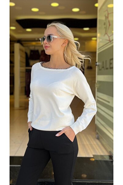 Unique YAKA KENARI AKSESUARLI TRİKO