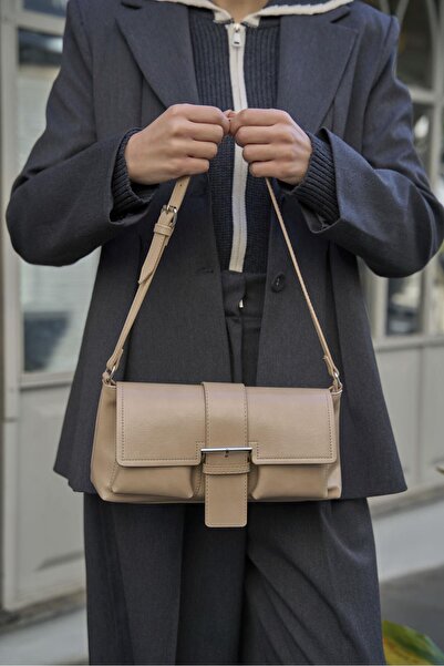 Madamra Mink női bevonatos kézi és válltáska