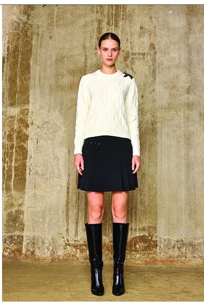 Unique Knitwear Embroidery Detailed Shoulder Design