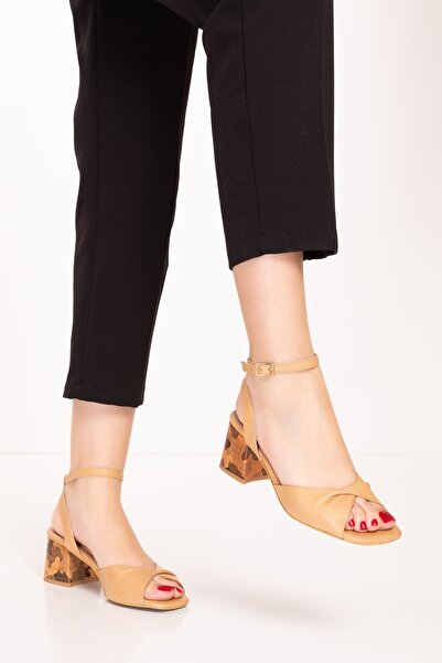 Gondol Kadın Hakiki Deri Topuklu Ayakkabı Ast.6004