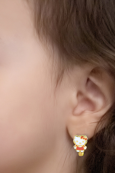 Nilvera Kuyumculuk 14 Ayar Altın Hello Kitty Çocuk Küpe, Klipsli Renkli Mineli Kız Çocuk Küpe, Mücevher Kutusuyla