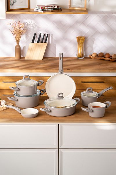 Emsan 11 Piece Crystal Cookware Set Beige