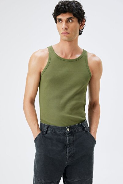 IAMNOTBASIC Green Pablo Athlete