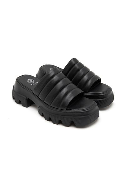 Desa Women's Black Puffer Leather Slippers