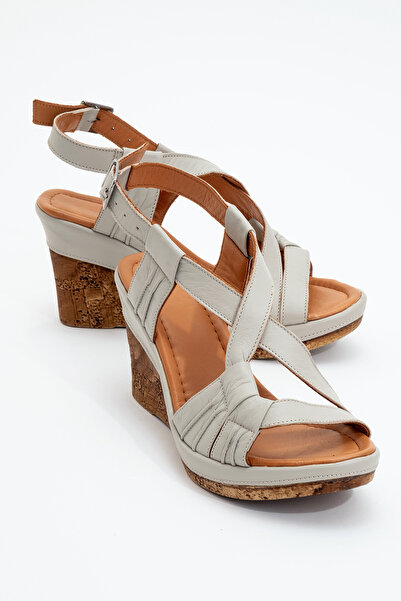 Zeynep Sıradağlı Sandale din piele cu acoperire cu pană Loreana gri