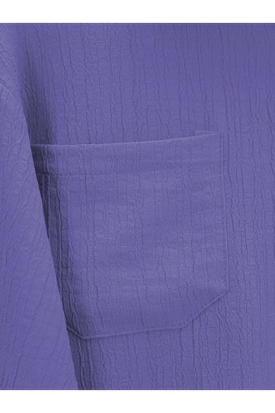 Modamorfo Crinkle-Hemd mit Knopfkragen und einer Tasche – Flieder