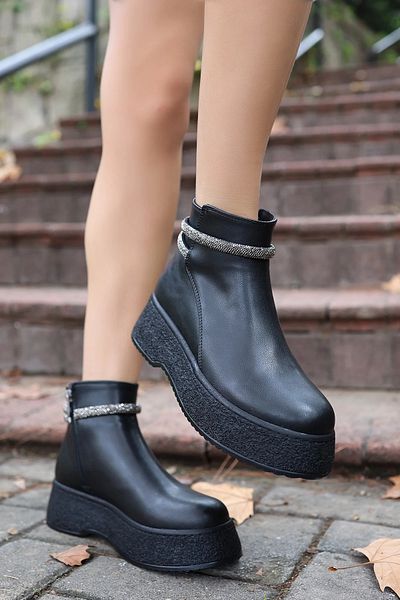 otuzbesshoes Cizme de damă din piele mată cu detalii de piatră