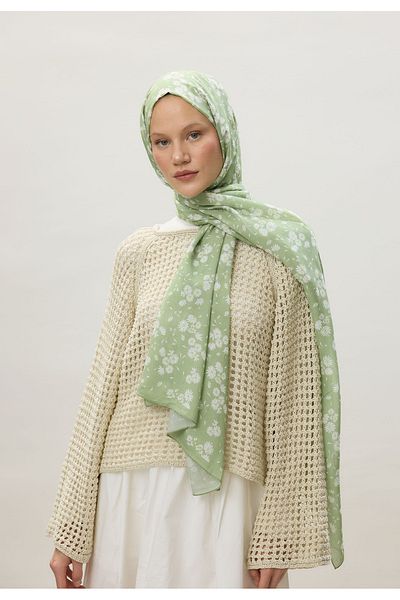 Fresh Light Green Daisy Patterned Ramı Shawl