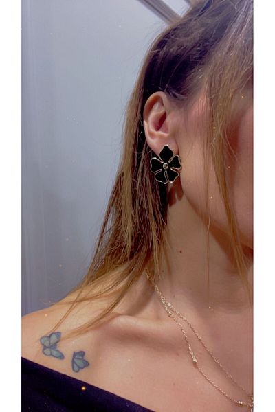 Store Enameled Flower Earrings