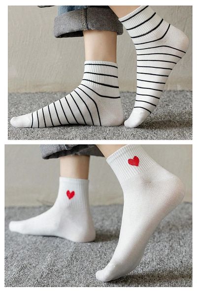 Adin 6 Pairs Seamless Half Socks Heart Circled Patterned White Unisex College Tennis Socks