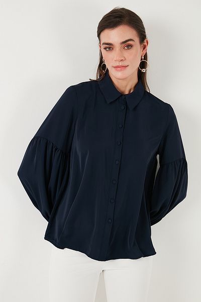 Lela Κανονική εφαρμογή ραφής Λεπτομερές ίσιο γιακά πουκάμισο με μανίκια μπαλόνι 611GO00003