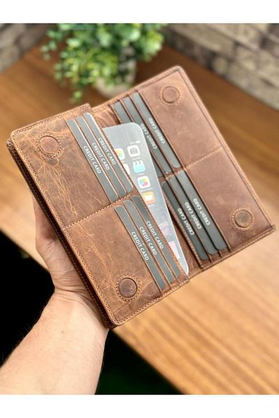 clawleather Genuine Leather Wallet with Phone Compartment and Magnet