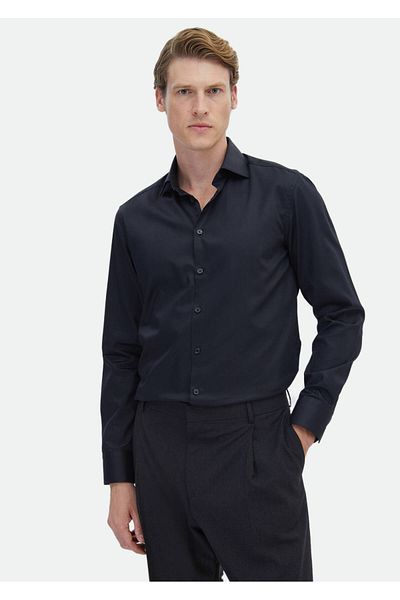 Ramsey Einfarbiges, klassisch gewebtes Hemd aus 100 % Baumwolle im Regular Fit