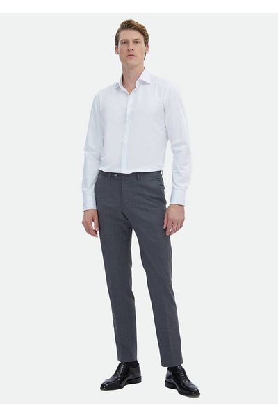 Ramsey Einfarbiges, klassisch gewebtes Hemd aus 100 % Baumwolle im Regular Fit