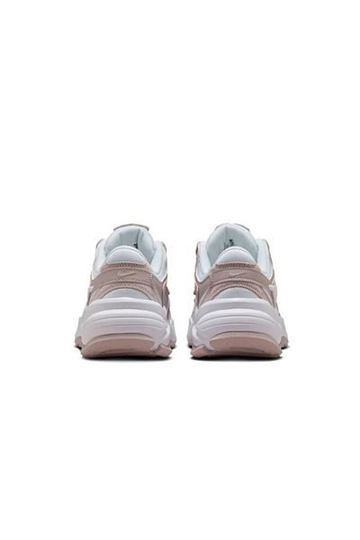 Nike W Al8 (Insufficient Information)