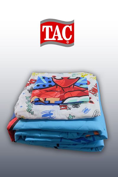 Taç Disney Spiderman Thwip - Set cuvertură de pilota unică, matlasată în patru anotimpuri