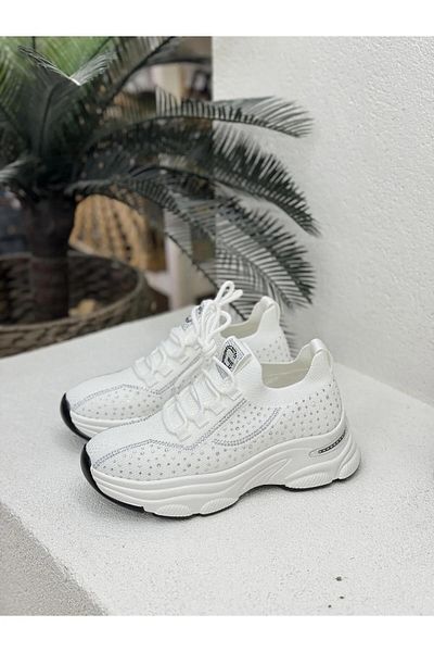 Guja 24y309-1 Mod pantofi 
 
 Pantofi pentru bărbați Streetball II Gx9688