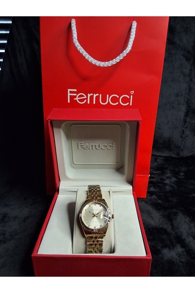 Ferrucci FERRUCCİ YENİ MİLANO SERİSİ GOLD RENGİ ORİJİNAL ÇELİK TAKVİMLİ  KADIN KOL SAATİ
