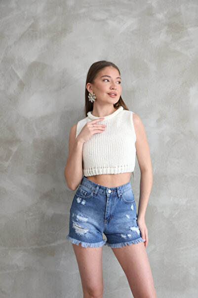 Sheilar Къса блуза с прав деколте