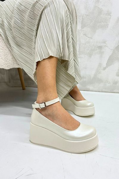 inizio Ecru Pearl Wedge Heel Women's Shoes V4211