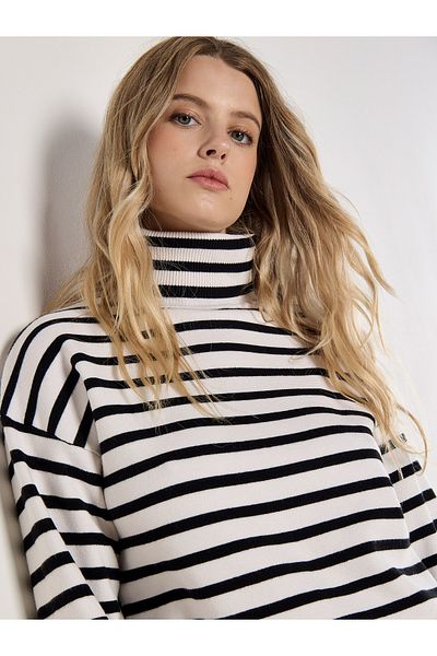 Apricot Gestreifter Crop-Pullover