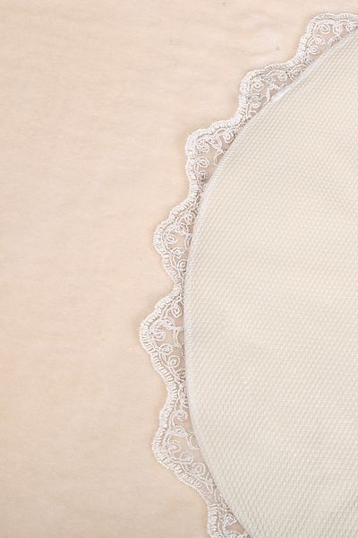 Dokumacıoğlu Σετ χαλάκι μπάνιου Venus 2 τεμαχίων Mink Color Lace - Αντιολισθητικό κάθισμα τουαλέτας