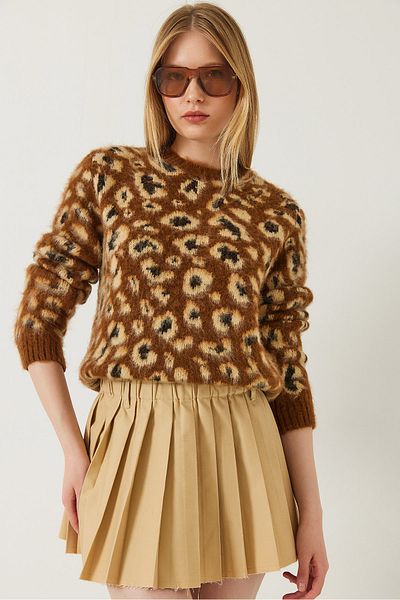 Bianco Lucci Women's Raised Leopard Print Knitwear Sweater 20246260