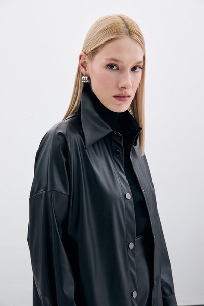 Sateen Çıtçıtlı Deri Gömlek - Siyah