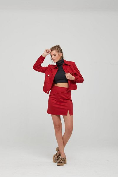 Naar Fusta mini roșie cu talie înaltă - cu fantă NAAR91533-RED