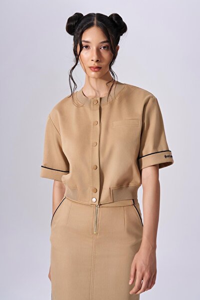 Naar Kadın Cep Detaylı Uzun Kollu Düğme Kapamalı Bej Gömlek NAAR91308-CAMEL