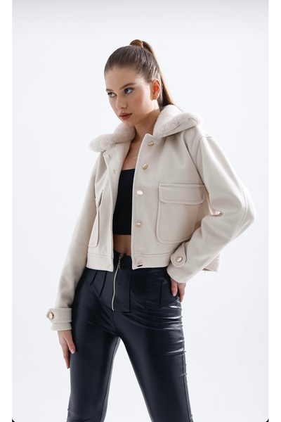 FrillThrill Yakası Kürklü Kısa Kaşe Ceket