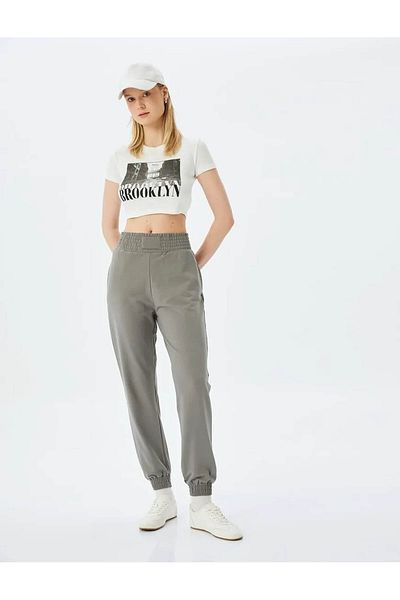 Koton Comfortable Fit High Waist Pocket Detailed Jogger Sweatpants with Elastic Waist
