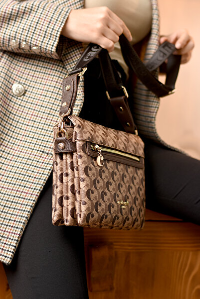 Cacharel Women's Monogram Shoulder Bag 8007