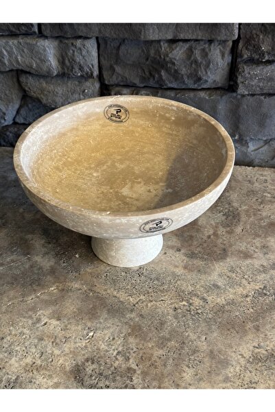 Polen Stone markasına ait bir traverten taş malzemeden üretilmiş ayaklı kase ...