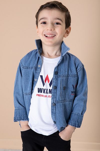 Cansın Mini Tricou cu decolteu rotund cu imprimeu text albastru Cămașă de blugi pentru băieți 20078