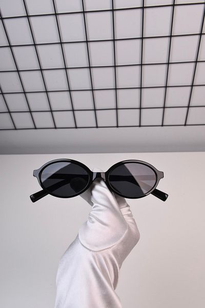 LOOKUP Uv400 Protection Oval Glasses - Optical Compatible, Glass Changeable + Case+ Cloth Gift