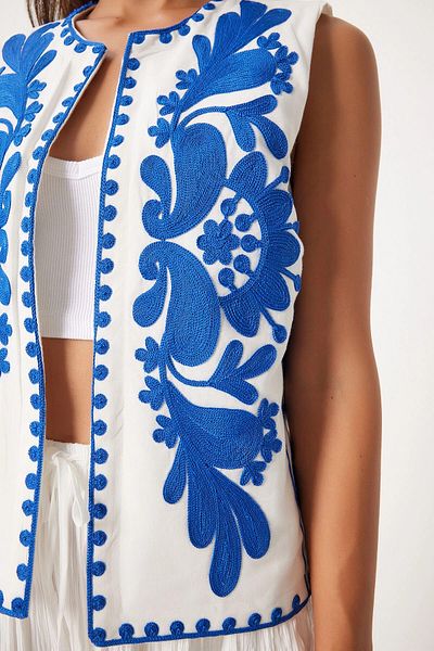 bacc Women's White-Blue Embroidery Detailed Linen Vest Bceq- 252736