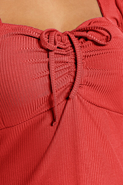 Trendyol Curve Sukienka dzianinowa w kształcie litery A z różowym kokardką w dużym rozmiarze - Tbbss23Ah00118