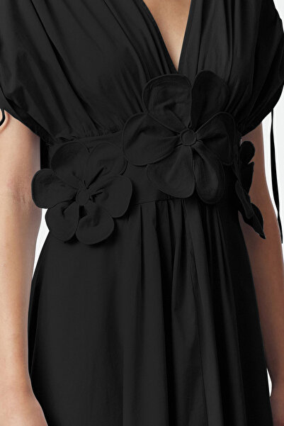 Trendyol Collection Черна 3D цветя с детайли от поплин шикозна вечерна рокля Абитуриентска рокля TPRSS24EL00282