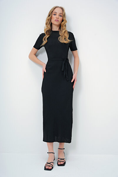 Trend Alaçatı Stili Női fekete nyakú fél ujjú csíkos kötöttáru szezonális ruha ALC-X13599